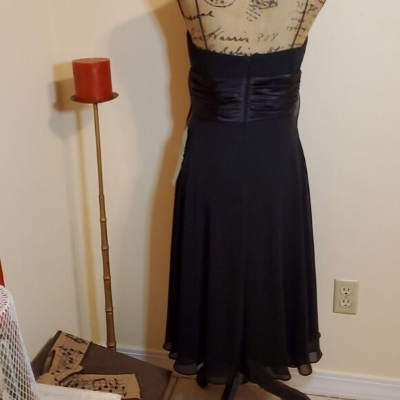 S.L. Fashions Black Halter Cocktail Dress | Chiffon Ties | Size 6 | 41" - Picture 7 of 13